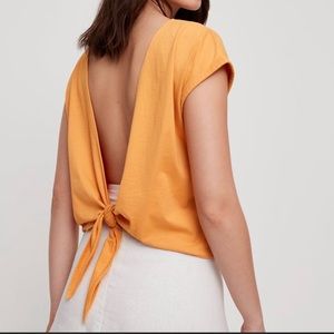 Aritzia tied back t-shirt
